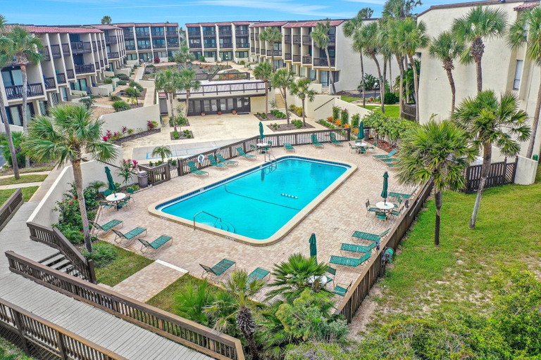 Pool 5, Modern Oceanview Condo With Multiple Balconies, Pool & W/D - Beach Access, Saint Johns