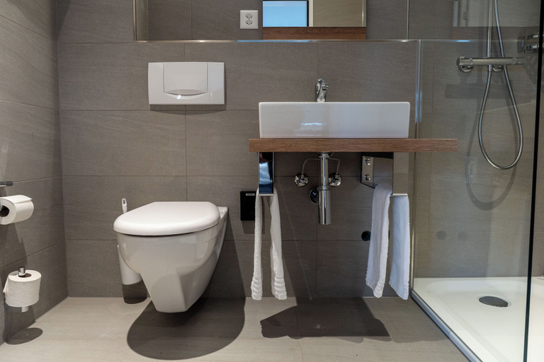 Bathroom 4, Hotel Loge AG, Winterthur