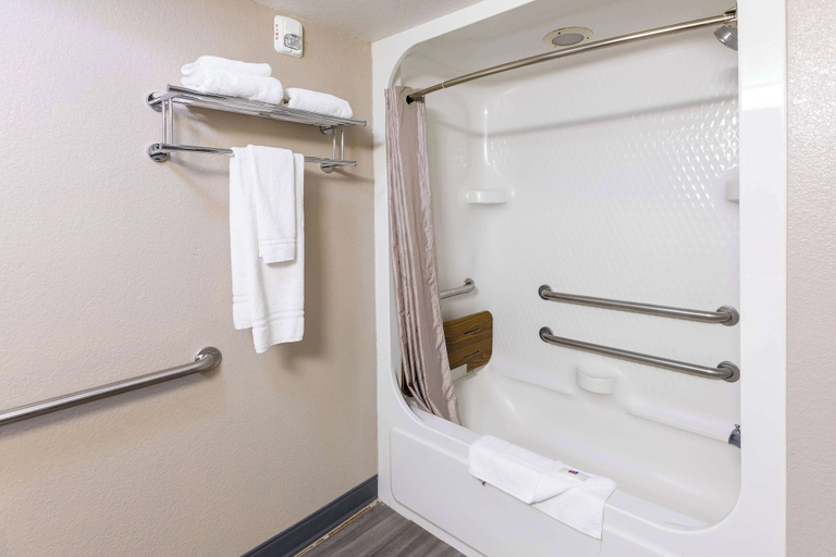 Bathroom 4, Motel 6 Fort Lupton CO, Weld