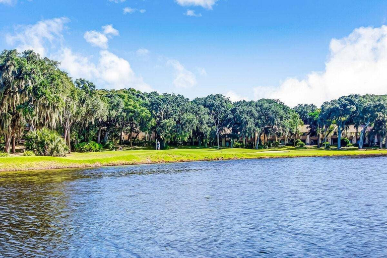 Lake 4, Spacious Home With Patio, Deck, Private Outdoor Pool, & Beach Access, Nassau