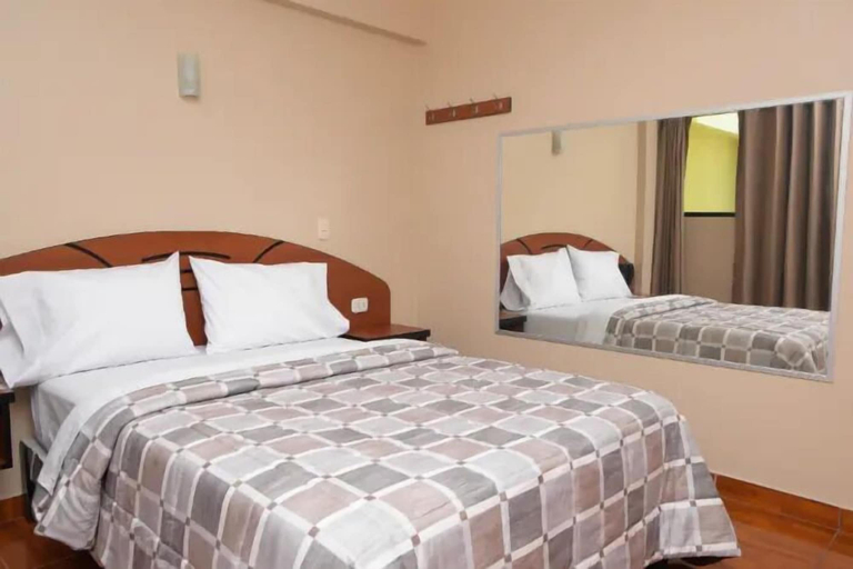 Room 5, HOTEL CENTURY, Lima