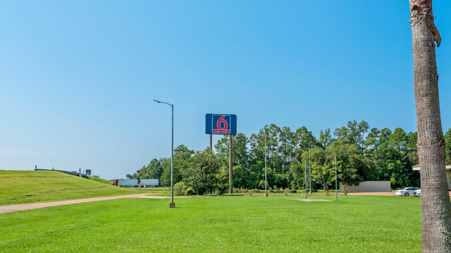 Others 5, Motel 6 Hammond, LA – I 12 – I 55, Tangipahoa
