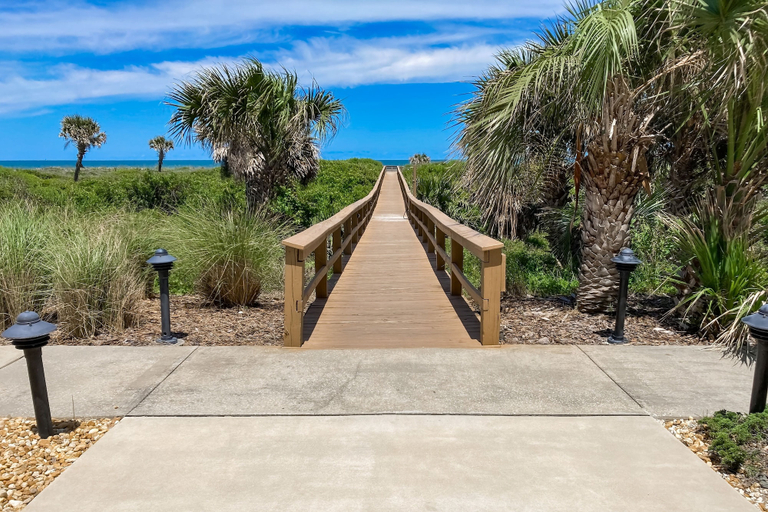 Beach 3, Seaside Serenity: Beachfront Haven in Palm Coast With Resort Amenities, Flagler