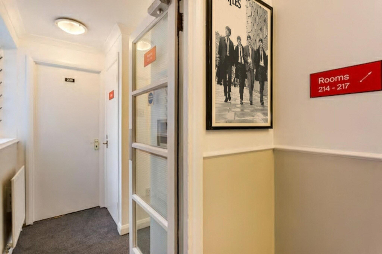 Public Area 2, Enrico Hotel, London