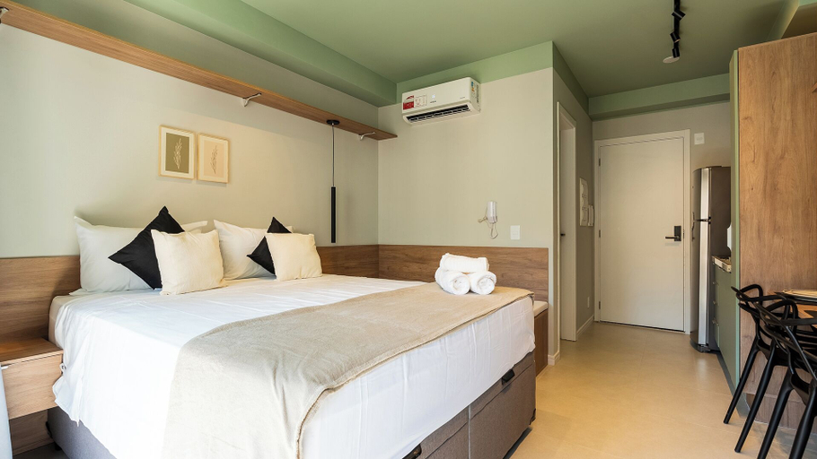 Room 4, Think Santa Cecilia, São Paulo