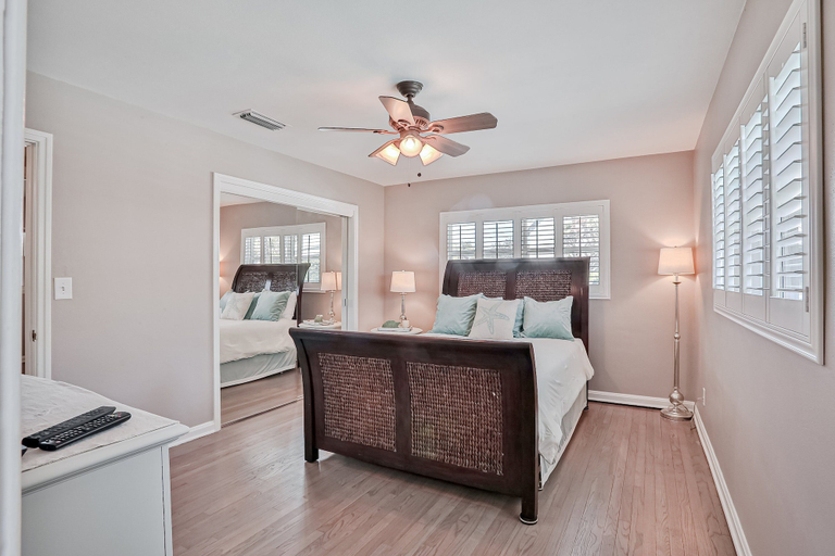Room 2, Beach House & Backyard Oasis With Private Pool - Short Walk to Beach, Duval