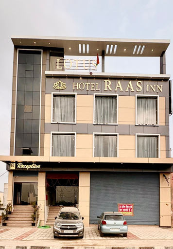 Exterior 2, Hotel Raas Inn, Kanpur Nagar
