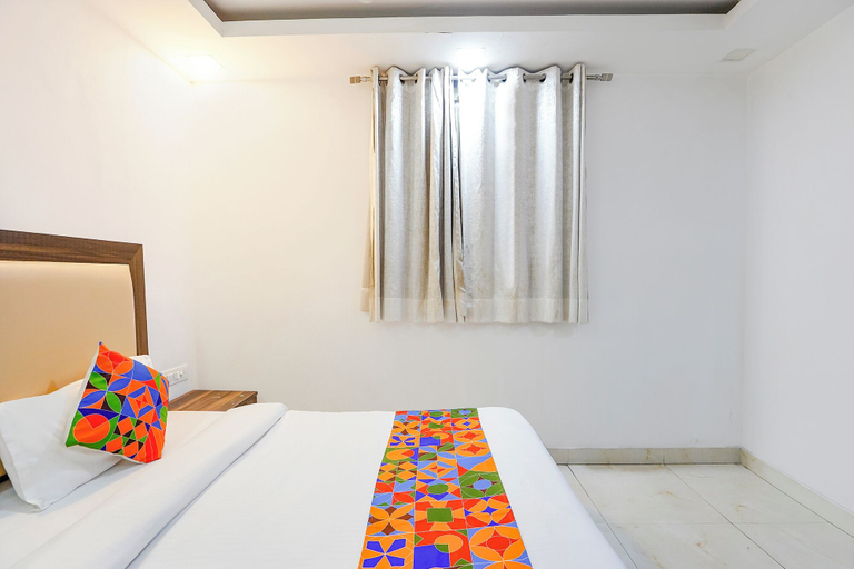 Room 2, Via Anand Mukesh Residency - Greater Kailash, Delhi