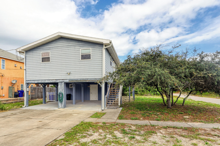 Exterior 2, Dog-friendly Home With Beach Access & Deck - Snowbirds Welcome, Saint Johns