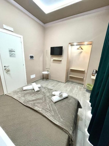 Room 2, Valentines house, Napoli
