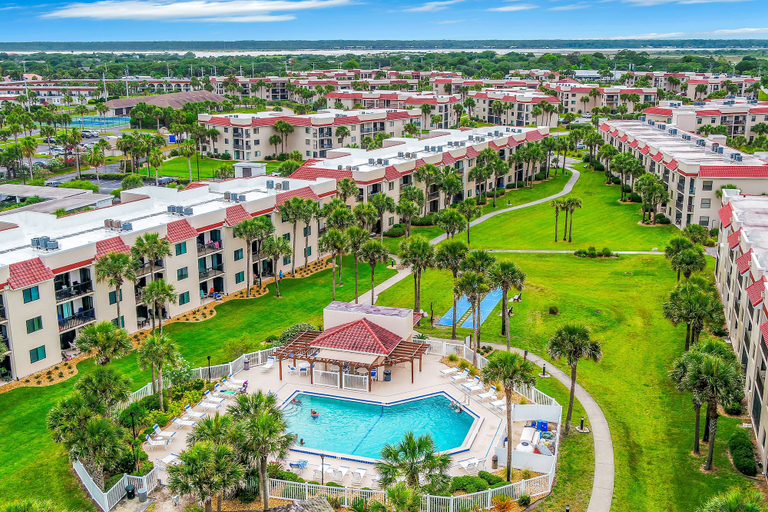 Exterior 3, Third Floor Condo With Shared Pool, Free Wifi, Central AC, & Shared Tennis, Saint Johns