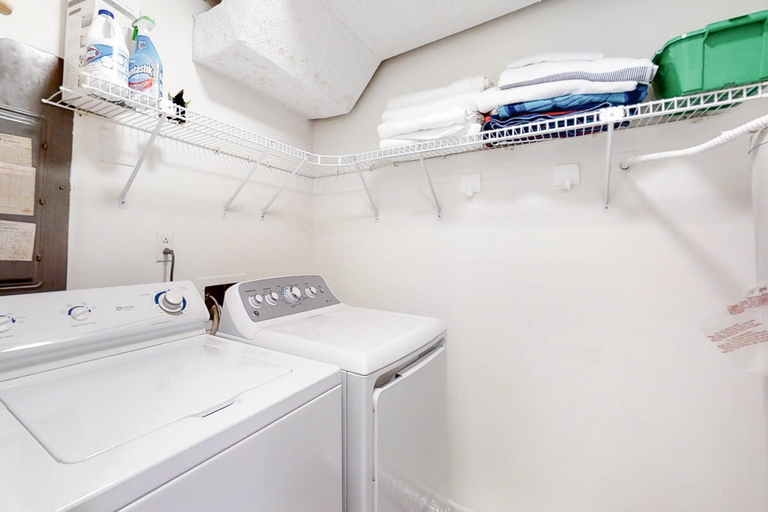 Laundry, Renovated Condo With Easy Beach Access, Balcony, Pool & Spectacular Ocean Views, Nassau