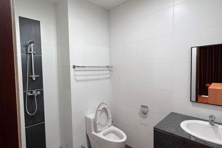 Bathroom 3, Nick's Homestay @ Boulevard Mall @ Imperial Suites Kuching, Kuching