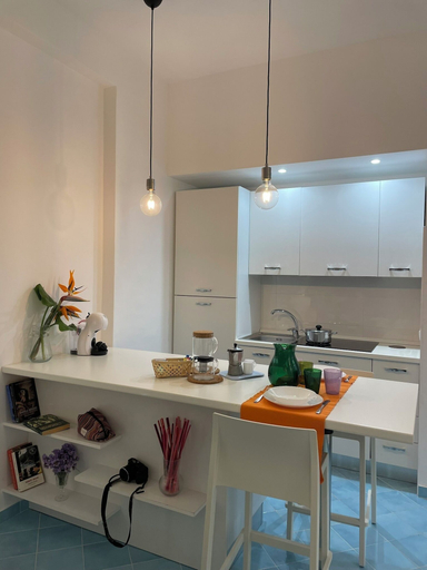 Others 5, Tizi Apartments Porto, Salerno