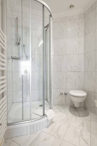 Bathroom 4, Aktiv und Welnesshotel Kohlerhof, Schwaz