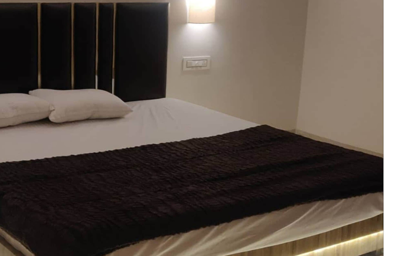 Room 2, H2O Valley lgatpuri, Thane