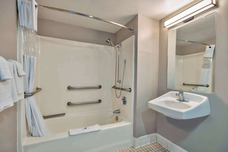 Bathroom 4, Motel 6 Albuquerque, Nm - Carlisle, Bernalillo