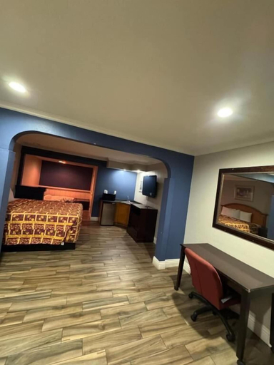 Room 3, Sunset inn &Suites, Los Angeles