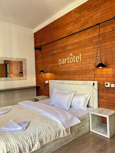 Room 3, Vernisa hotel, Tbilisi