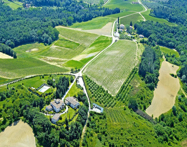 View from property 3, Apartment in Tuscany With Golf Course, Florence