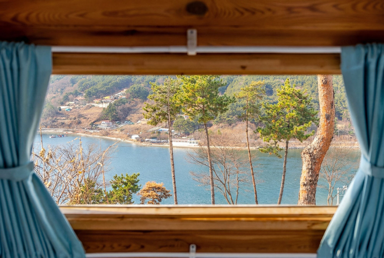 Room 3, Goseong Sand & Sea Glamping & Pension, Goseong
