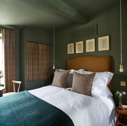 Room 2, The Sun Inn, Bedfordshire