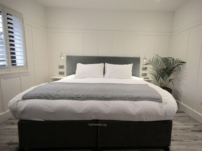 Bedroom 2, Quinlan & Cooke Boutique Townhouse