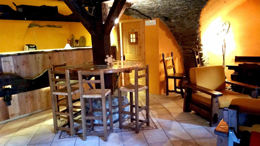 Food & Drinks 5, Maison Du-Noyer, Aosta