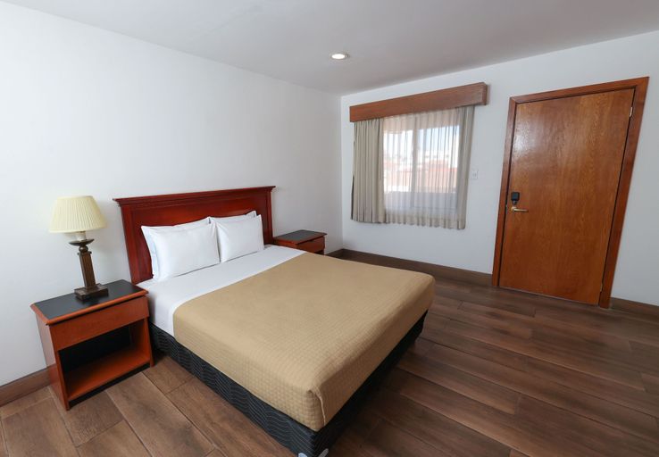 Room 2, Hotel El Ejecutivo Tijuana, Tijuana