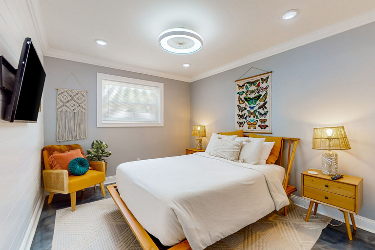 Room 5, Spacious Dog-friendly House Near Beaches, Historic Downtown W/beach Access, Saint Johns