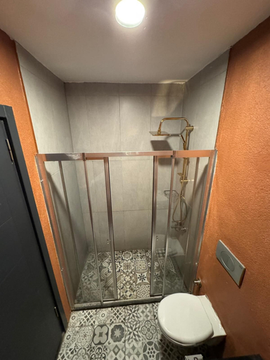 Bathroom, escape hotel, Beyoğlu