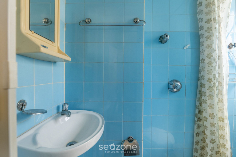 Bathroom 4, 2-bedroom Apt Only 500m From the Beach Nos0201, Guarapari