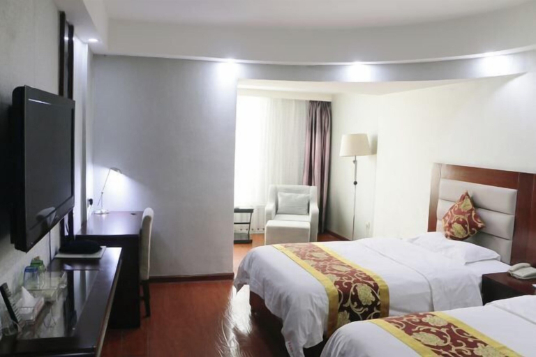Bedroom 3, Pingliang Hotel, Pingliang
