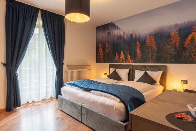 Bedroom 5, Kyrr Smart Mountain Retreat, Trento