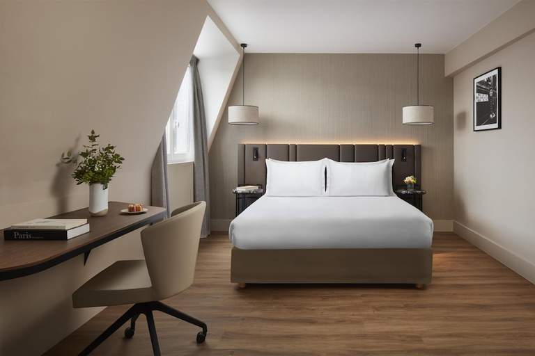 Bedroom 2, NH Paris Gare De L'Est, Paris