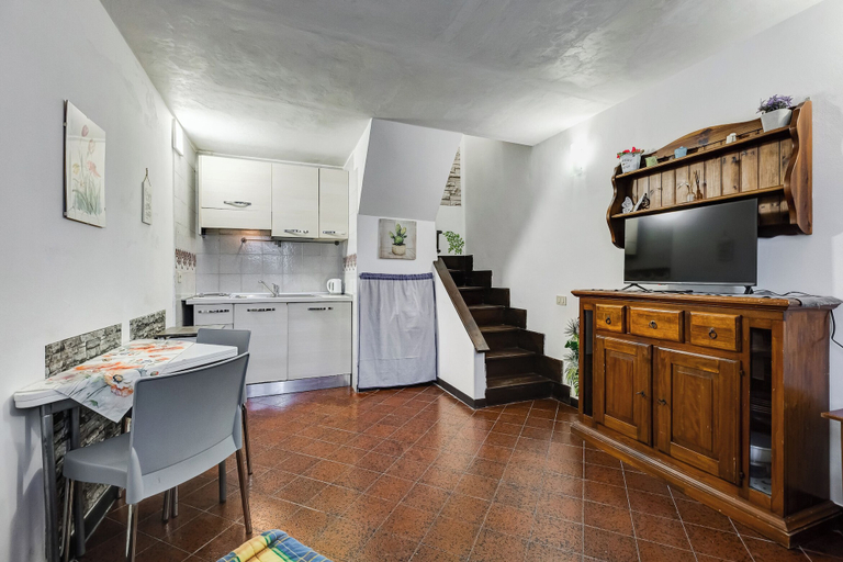 Interior 5, Charming Apt with Garden and Park, Rome