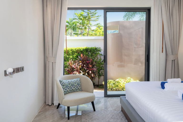 Room 2, Breeze 4Br Villa Private Pool Luxury In Bangtao, Phuket Island