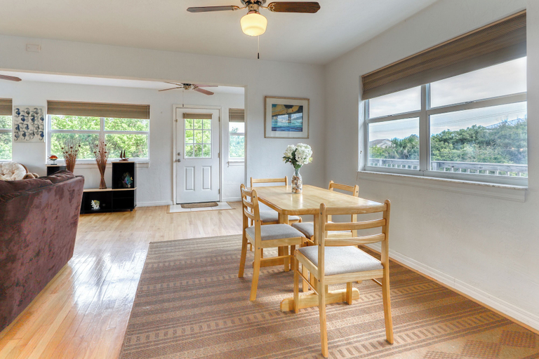 Room 5, Dog-friendly Home With Beach Access & Deck - Snowbirds Welcome, Saint Johns
