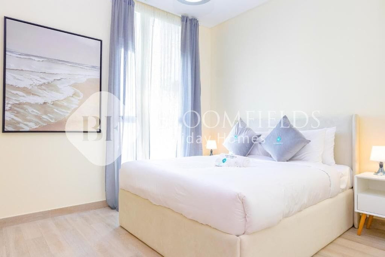 Room 4, Bloomfields Grandeur 3Br Maid Water, Yas Island