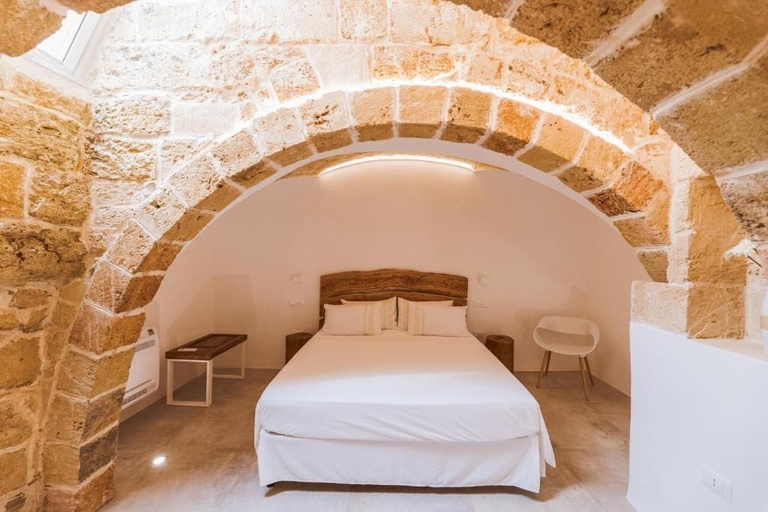 Room 2, Don Fernando 1938, Lecce