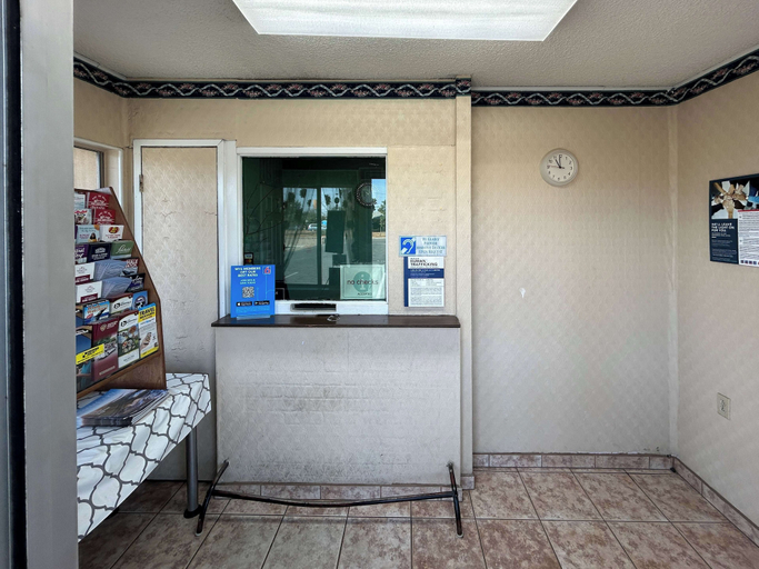 Others 5, Motel 6 Selma, CA, Fresno