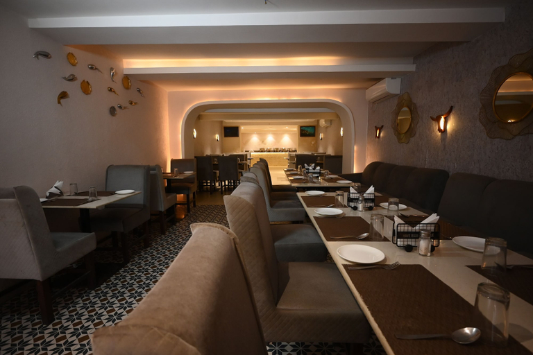 Food & Drinks 5, HOTEL SANTOOR, Varanasi