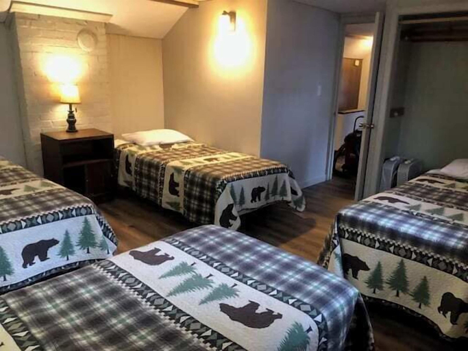 Room 4, Gresham Shores - Big Dipper - PET Friendly, Vilas