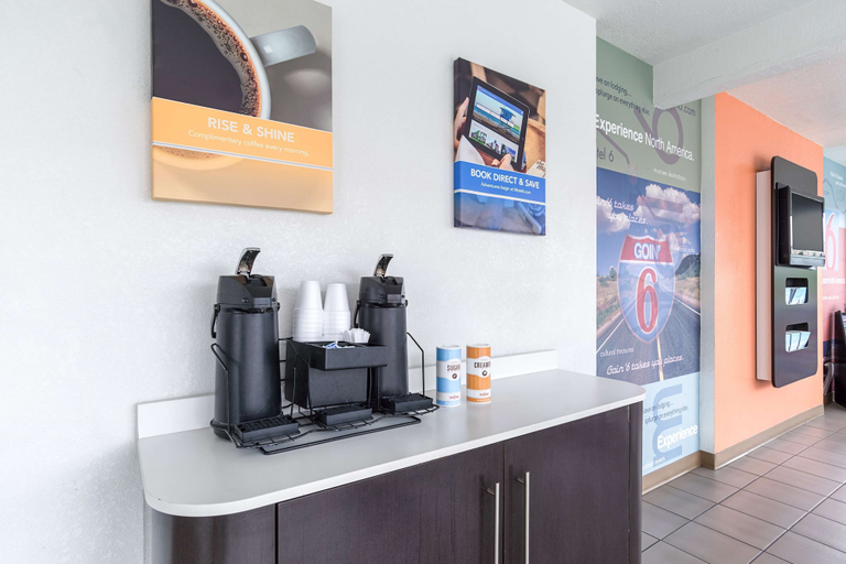 Others 5, Motel 6 Long Beach, CA - International City, Los Angeles