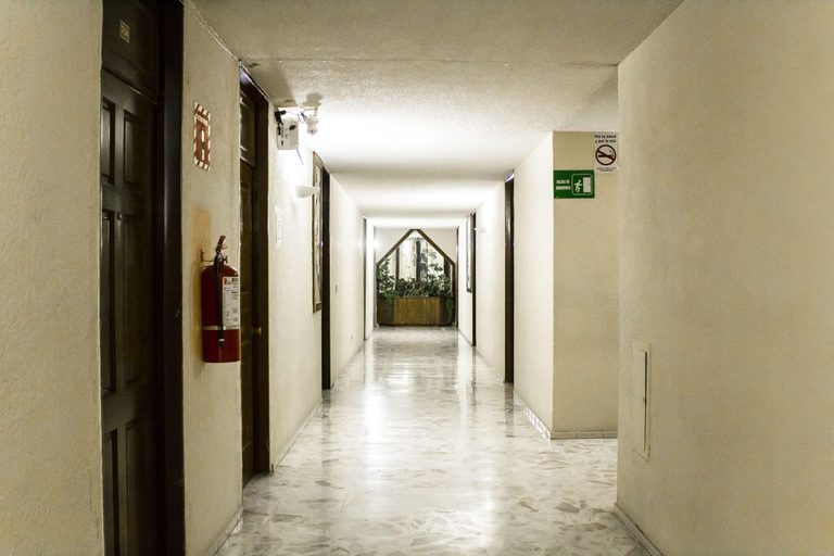 Public Area 2, Hotel El Monte, Salamanca