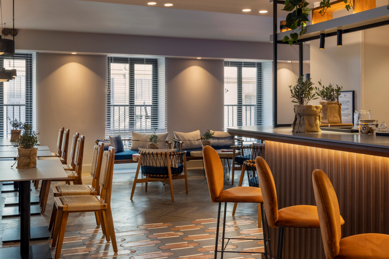Food & Drinks 2, IKONIK JEAN MEDECIN, Alpes-Maritimes