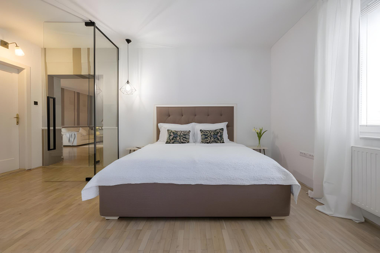 Bedroom, City Central, Ljubljana