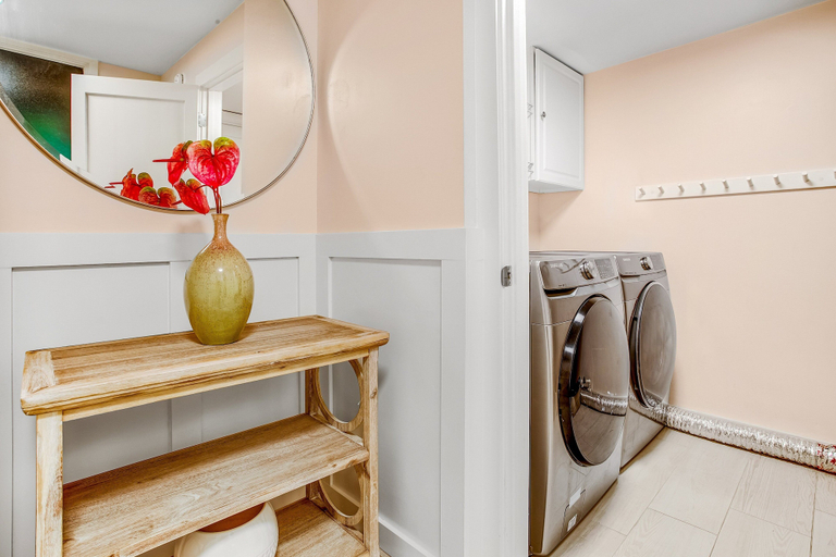 Interior 4, Beach Condo With Balcony, W/d, AC, Outdoor Pool & Fast Wifi, Nassau