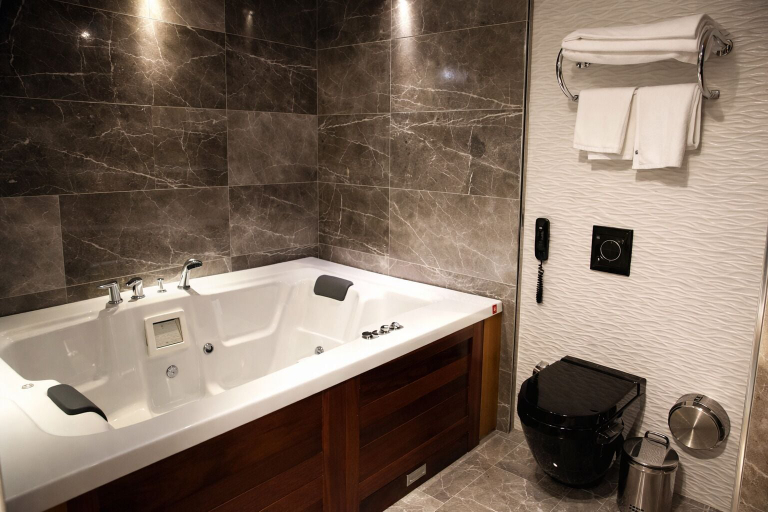 Bathroom 3, Emirtimes Hotel & Spa Tuzla, Gebze