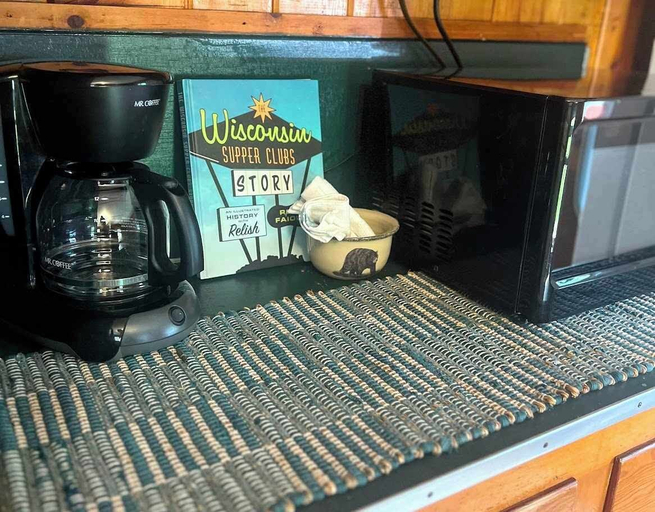 Microwave, Gresham Shores - Smiling Moose - PET Friendly, Vilas